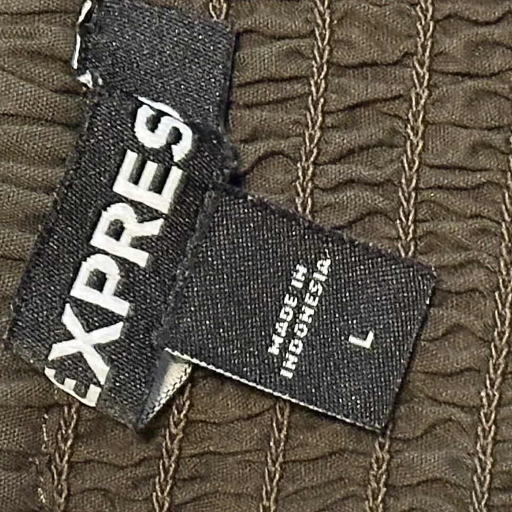 Express Top - Picture 4 of 4